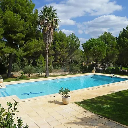 Saint-cyr-sur-mer Sleeps 6 Pool Air Con *