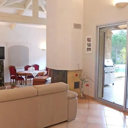 بيت للعطل Saint-cyr-sur-mer Sleeps 6 Pool Air Con