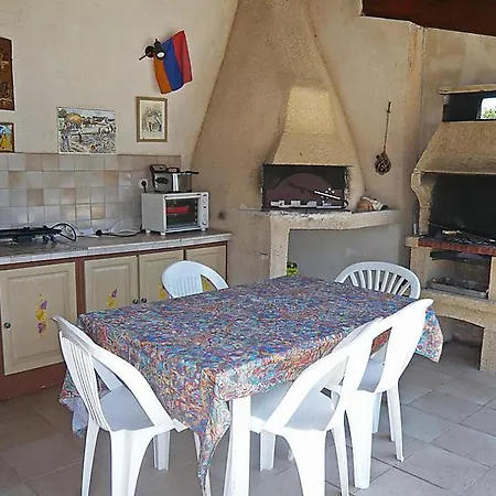 Saint-cyr-sur-mer Sleeps 6 Pool Air Con *